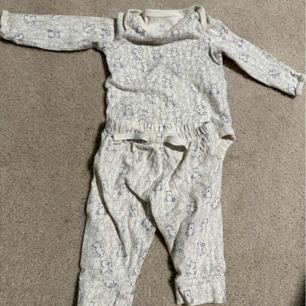 White and Blue Patterned Gap two piece